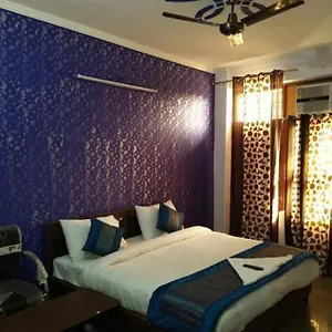 Airport Heights *** New Delhi